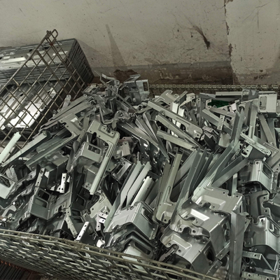 Fabricación de chapas metálicas de precisión de peso ligero con acabado liso